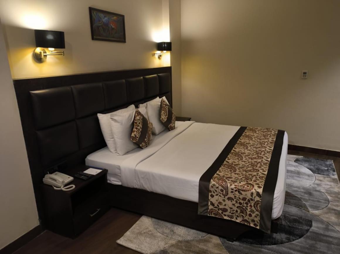Hotel Chinmay &