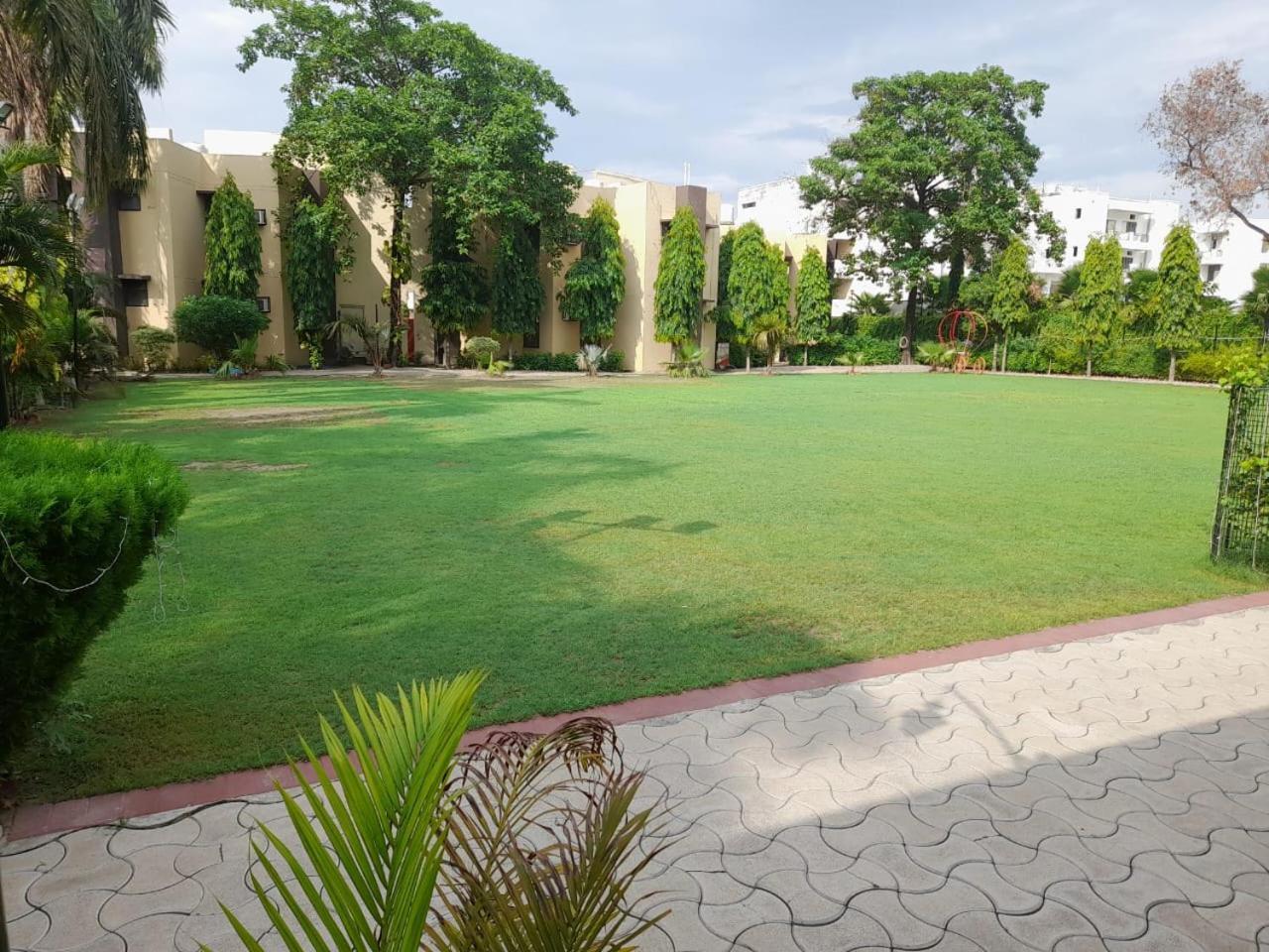 Chinmay & 3* Lucknow